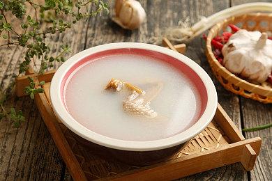 经典喜剧电影《龙兄鼠弟》将拍续集 双胞胎迎来新兄弟